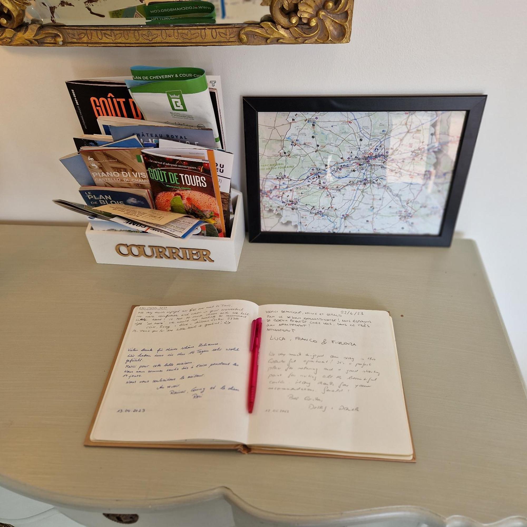 "O Tour'S Angels" Febvotte Apartment Tours Bagian luar foto