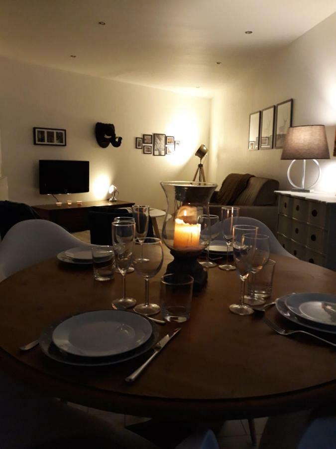 "O Tour'S Angels" Febvotte Apartment Tours Bagian luar foto